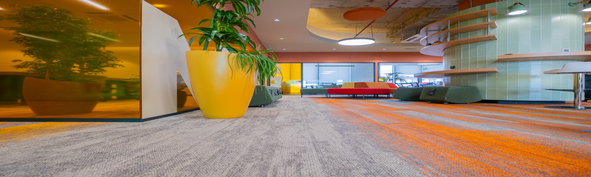 Gravity Carpet Tile